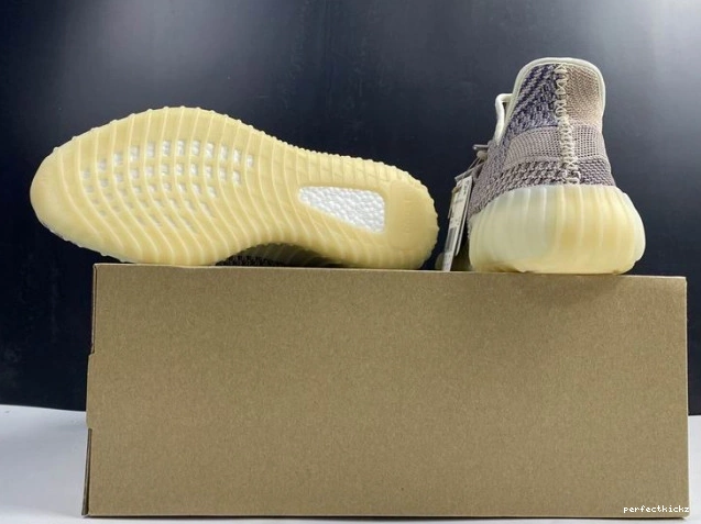 GY7658 Pearl 350 Ash V2 Yeezy Boost Adidas 0725
